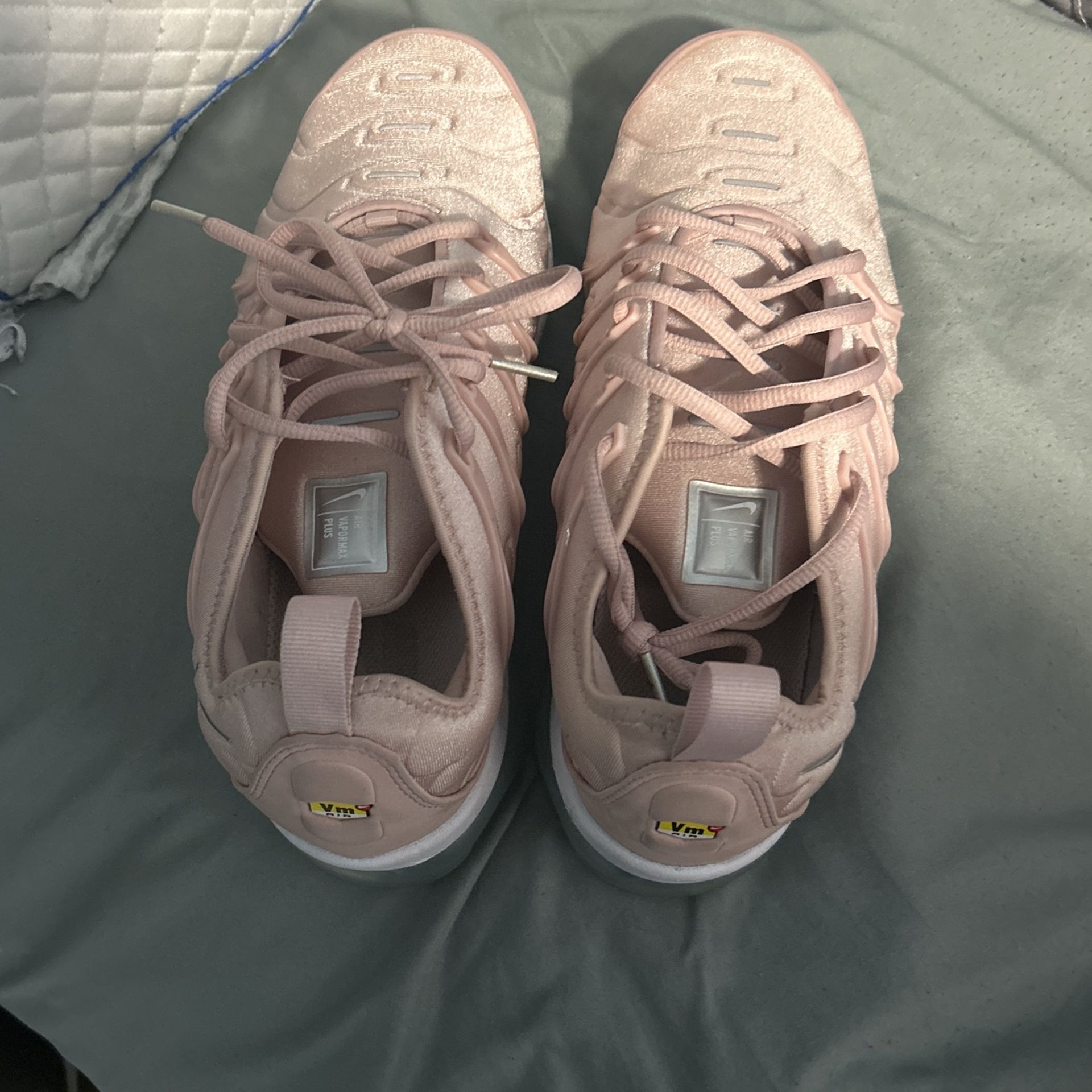 Pink Air Max Sneakers 