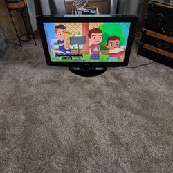 32-In LG Flat Screen TV