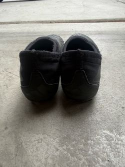 Soccer cleats