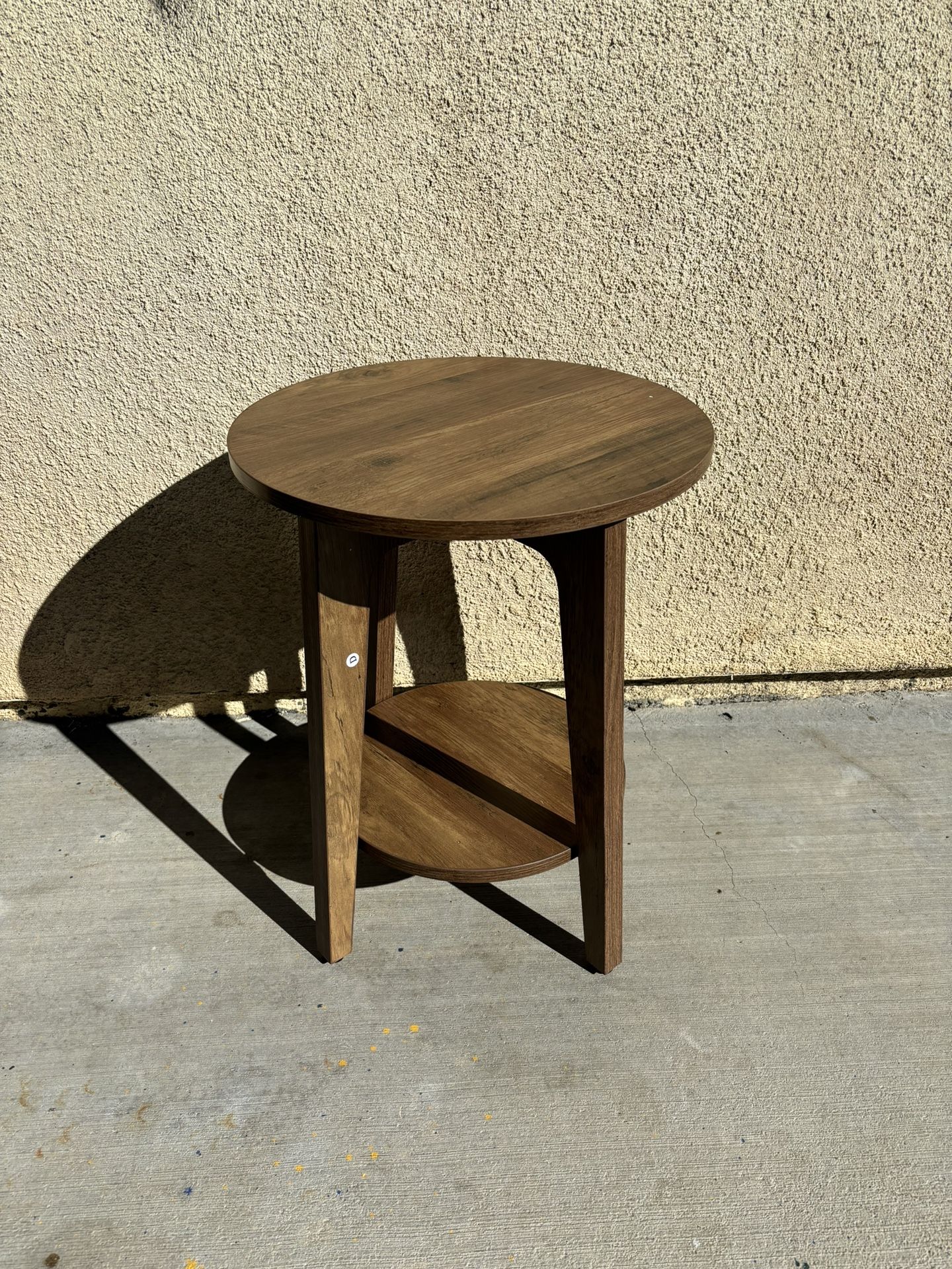 Round End Table