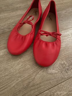 Red flats 8.5 w