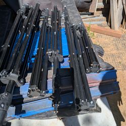 Lighting tri pods