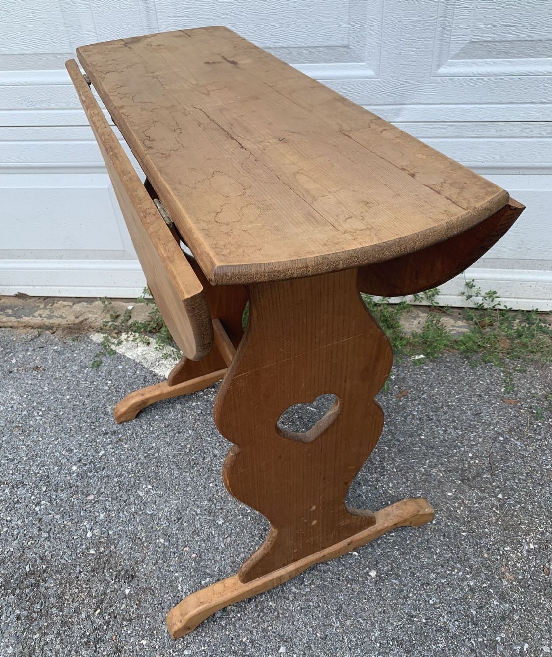 Antique English Oak Drop-Leaf Gateleg Table Heart Cutout Rustic 33”Farmhouse