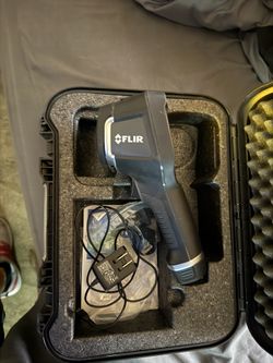 FLIR E5