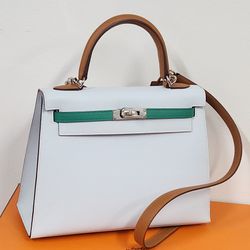 Hermès Kelly 25 Sellier Tri-Color Bleu Brume/Vert Jade/ Gold Epsom Leather Palladium Hardware/U Stamp 2022/Entrupy Authenticated