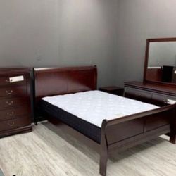 Best OFFER 🔥Louis Philip Cherry Sleigh Bedroom Set

Bed, Dresser, Nightstand and Mirror