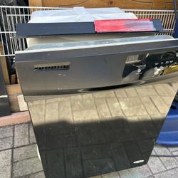 Whirlpool Dishwasher