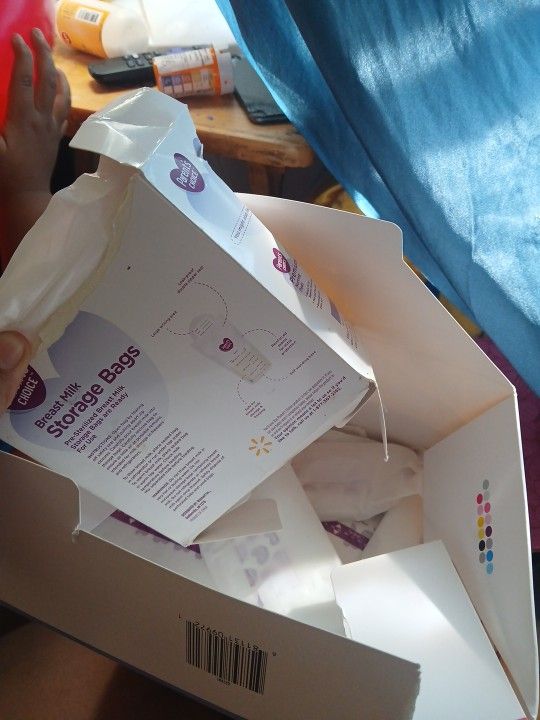 Milk Storge Bags And Nursing Pads 