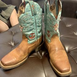 TONY LAMA WOMEN’s Western “BE A STAR ⭐️ ..” Boots 7  1/2B Size 