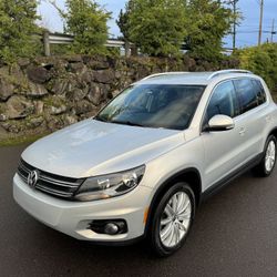 2012 Volkswagen Tiguan SE Sport (4-Cyl Turbo)