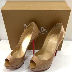 Christian louboutin beige patent leather peep toe heels Size 8.5