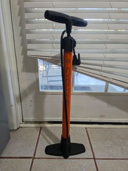 Cyclone Floor Bike Pump