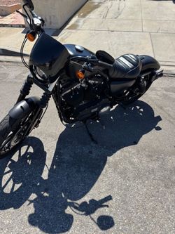 2016 Harley Davidson iron 883