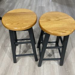 Bar Stools Solid Wood , Non Marring Rubber Feet Great Condition 