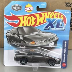 Hot Wheels XL Nissan R32