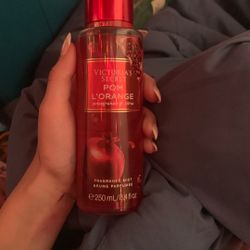 Pom L’orange Victoria Secret
