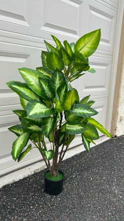 DECORATION TREE Size：45 ＂H