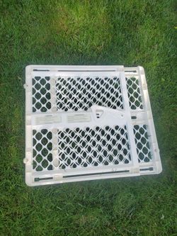 Baby gate