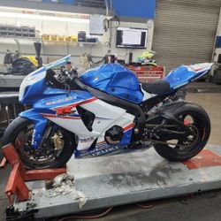 2012 Suzuki Gsxr100
