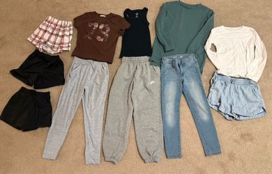 Girls clothes size 8-10 (youth medium)