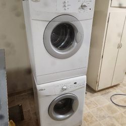 Whirlpool Stackable Washer And Dryer 