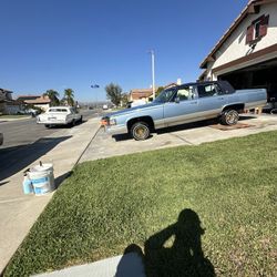 1992 Cadillac Brougham 