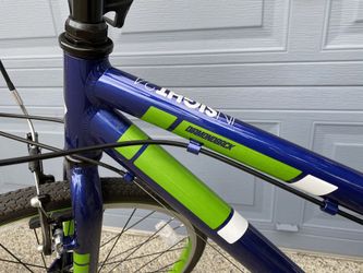 Diamondback insight 2 men's performance hybrid bike hotsell