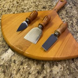 Macy’s Cheese Board And Knife Set