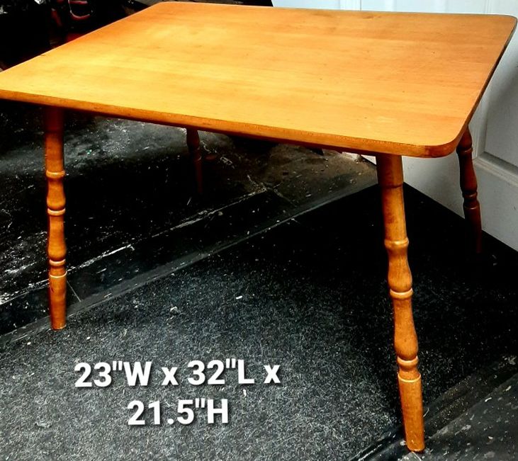 Mid Century Solid Maple Side Table / Maple End Table / Serving Table / Quality Furniture