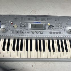 Yamaha Psr-275 Piano