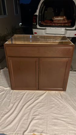 Cabinet Brown masterbrand  36 x 24 x 35