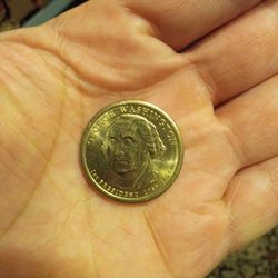 Great Condition George washington $1 Coin 