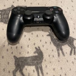 PS4 Controller 