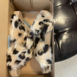 2 Beautiful pairs Of Tom’s Slippers / Shoes Both New In Box Size 8 Take Both 