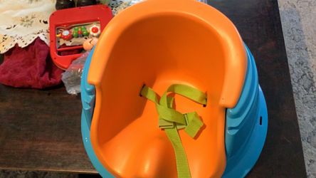 Baby Floor Seat Booster with Straps
