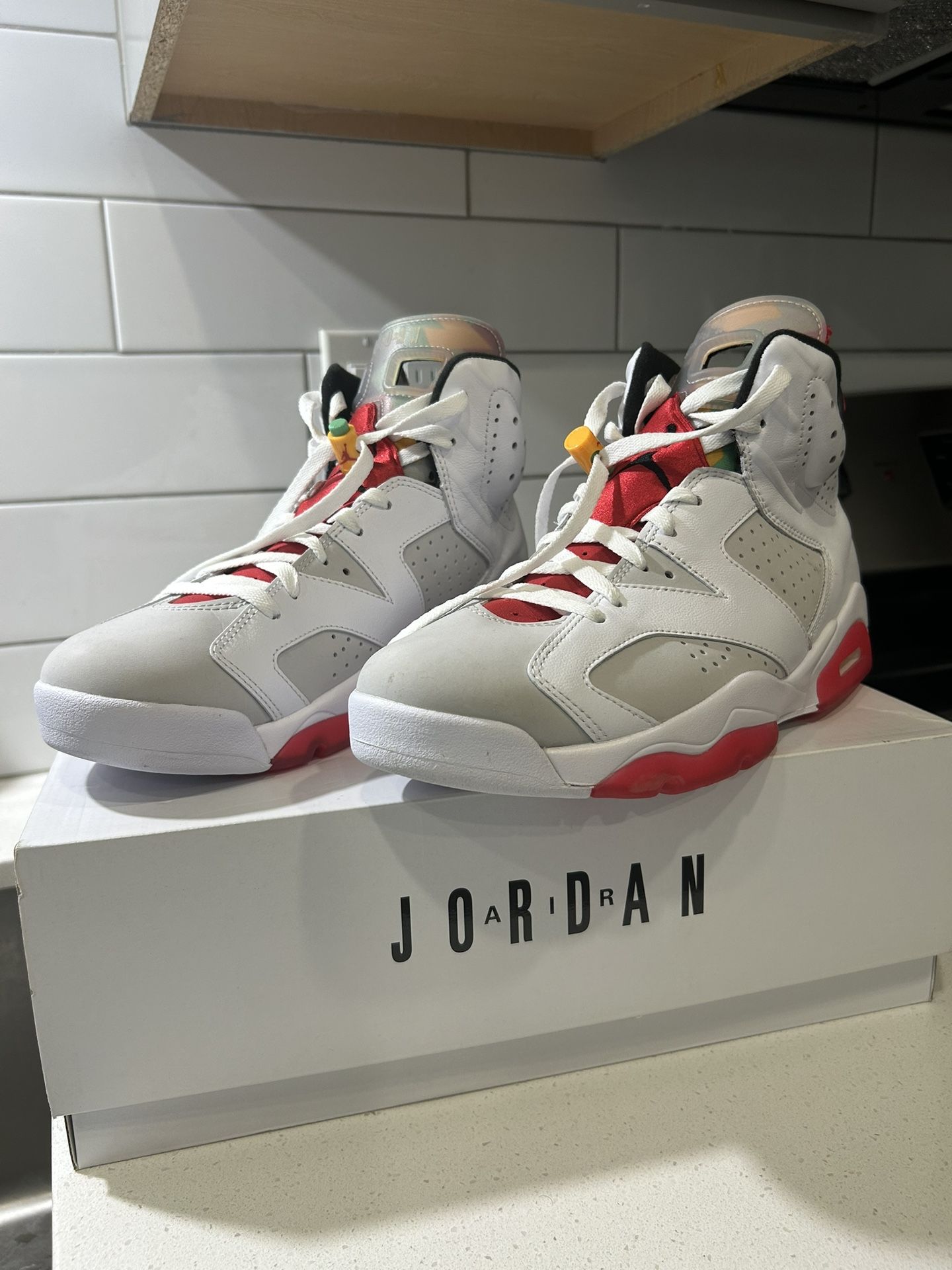 Jordan 6 Retro Hare