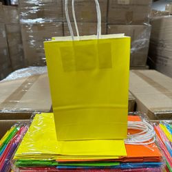 Wholesale Gift Bags For Christmas Or Birthday 32 Bags Per Pack