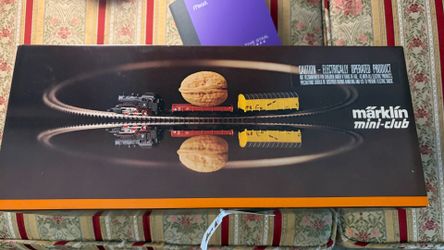 Märklin Mini-Club Z Scale Model Train Starter Set