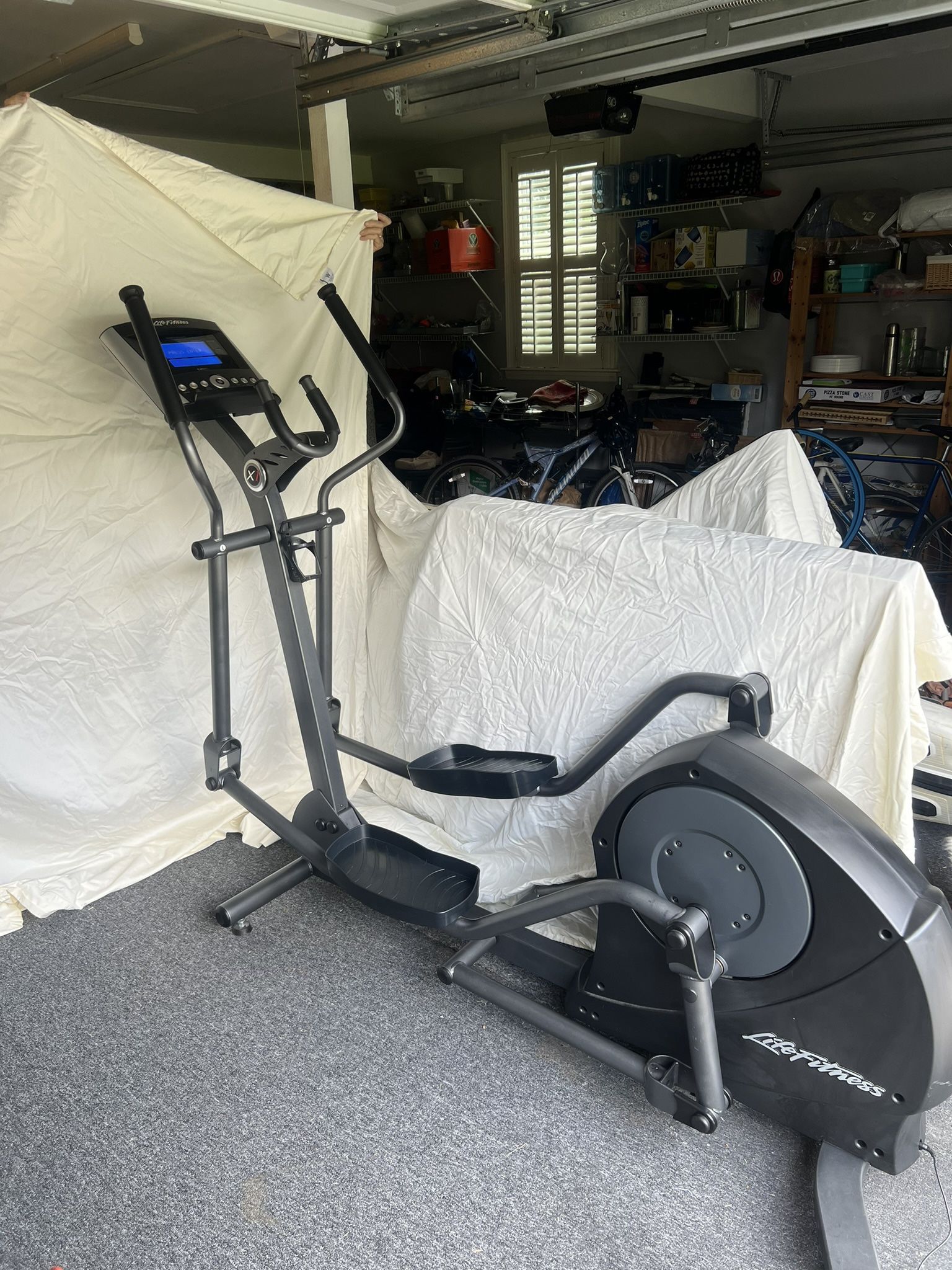 Total-body Elliptical Cross-Trainer