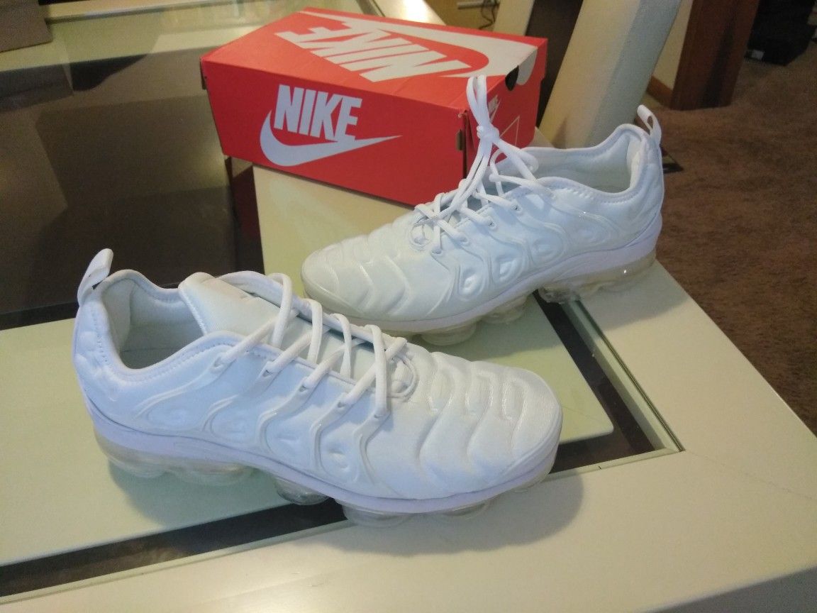White Air VaporMax Plus