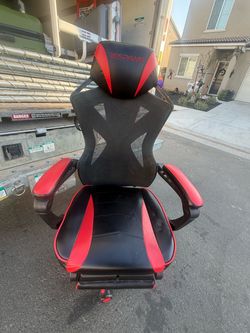 Respawn Gaming Chair Black and Red