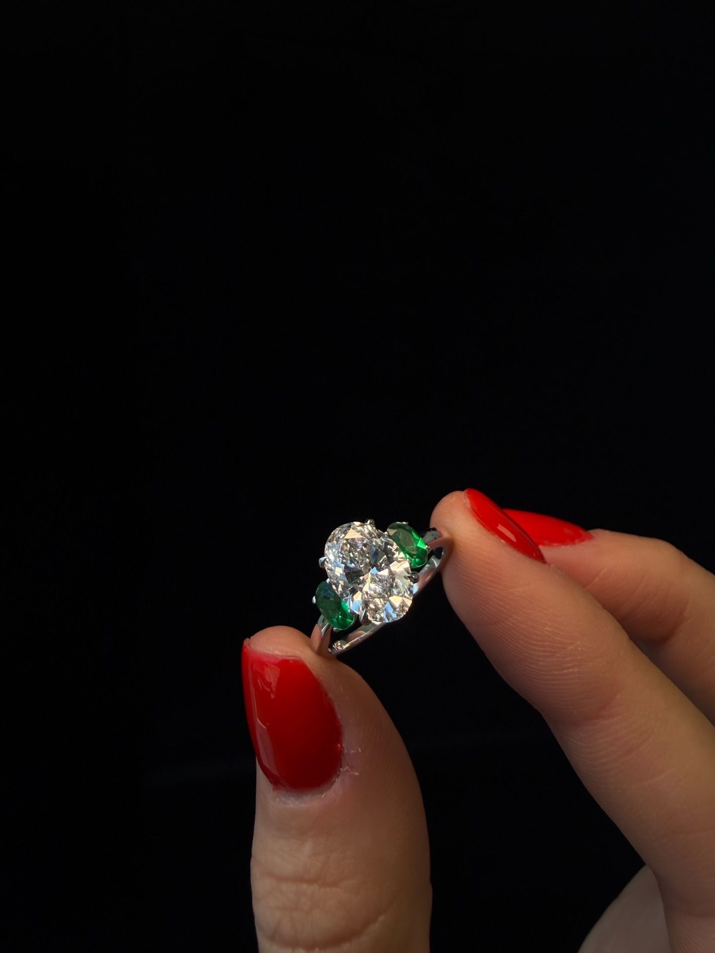 2CT Center Oval Diamond And 0.3CT Each Green Emerald Oval Lab Grown Diamond Ring 18K White Gold