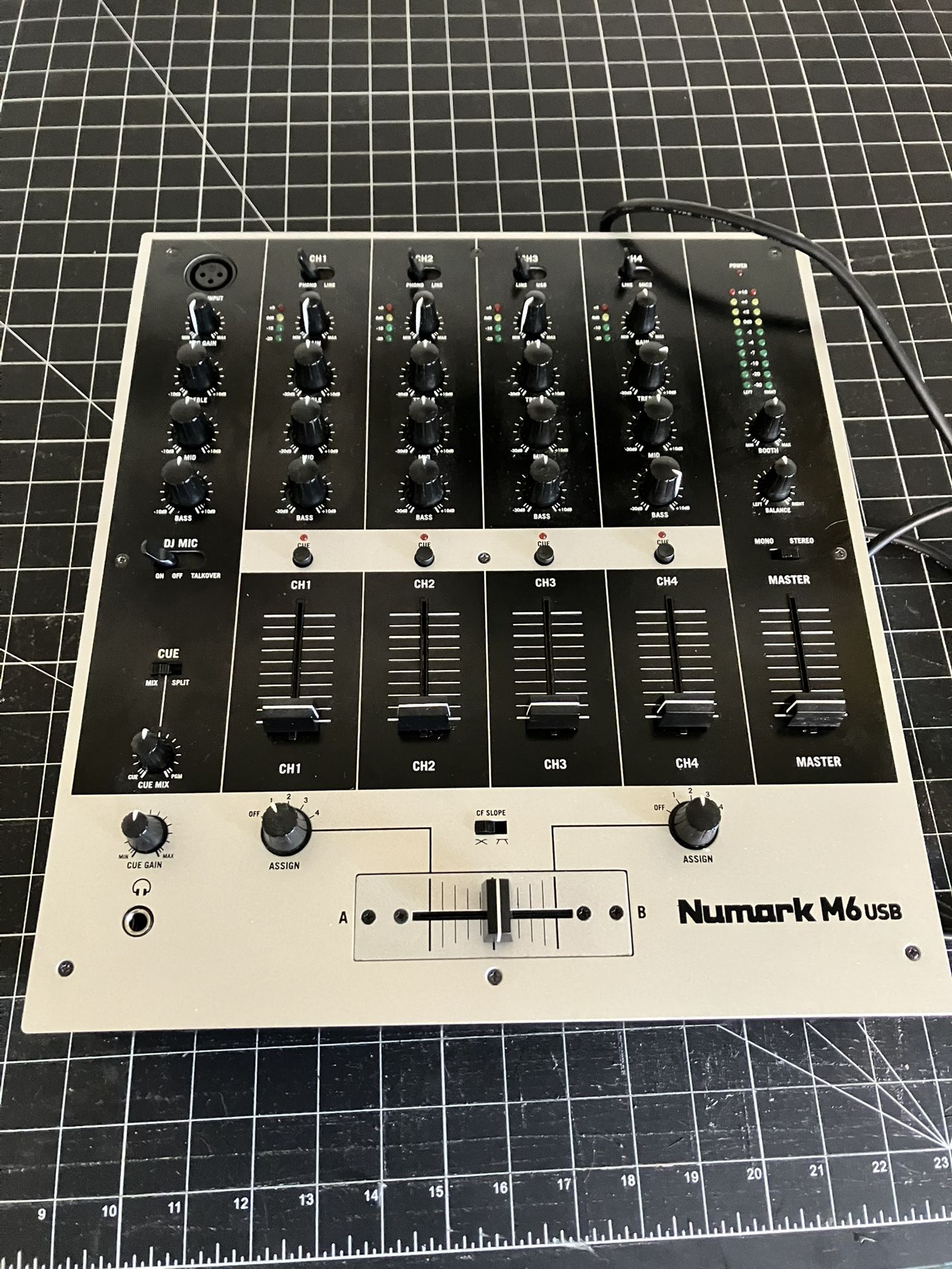 Numark M6 USB 4 Channel USB DJ Mixer