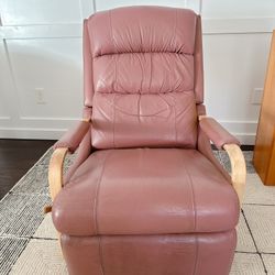 Vintage Pink LazBoy Recliner