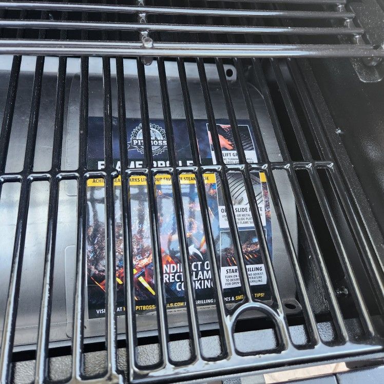 Pit Boss Rancher XL Smoker for Sale in Puyallup, WA OfferUp