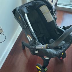 Donna Car Seat And Base