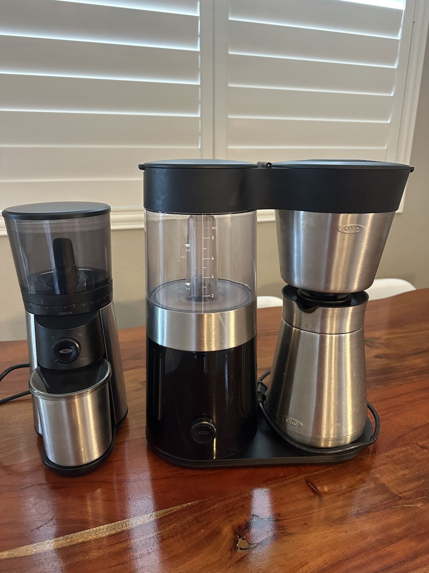 XO coffee maker and grinder combo