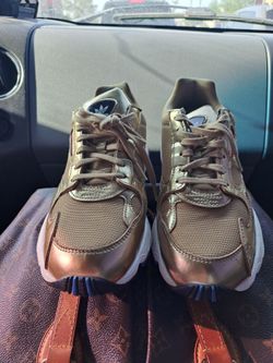 Adidas originals Falcon W Gold Metallic
