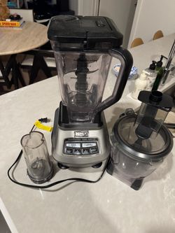 Ninja Professional Blender with Attachments