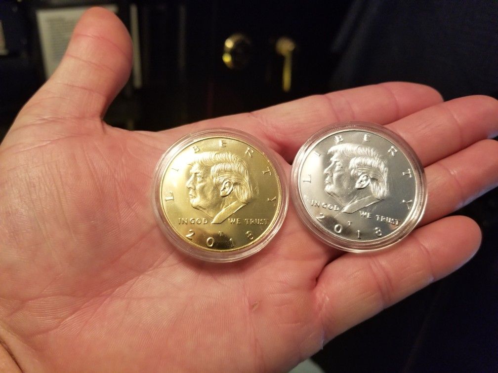 Trump Coins!! Gold and Silver in Color!! Great Collectors Pieces!!